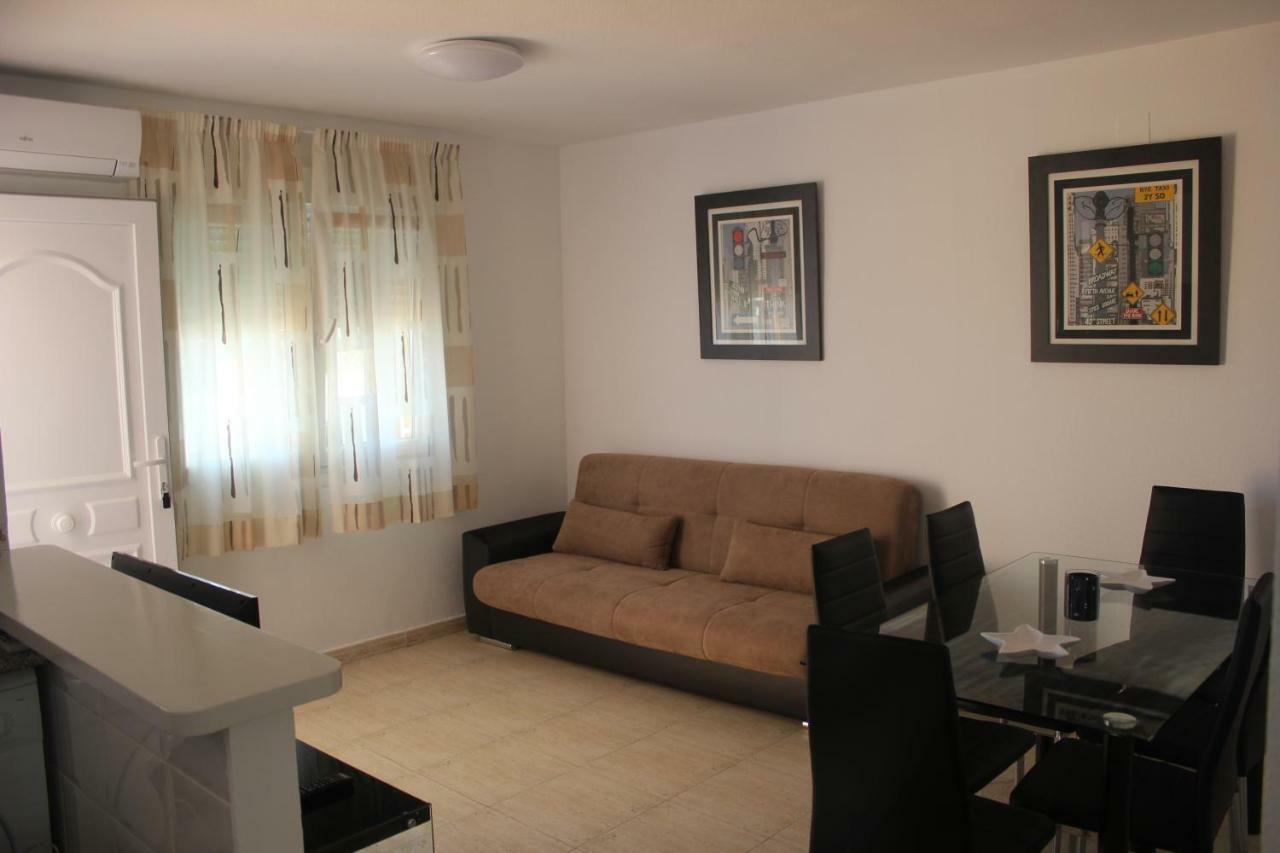 Willa Bungalow Zenia Boulevar Villamartin  Zewnętrze zdjęcie