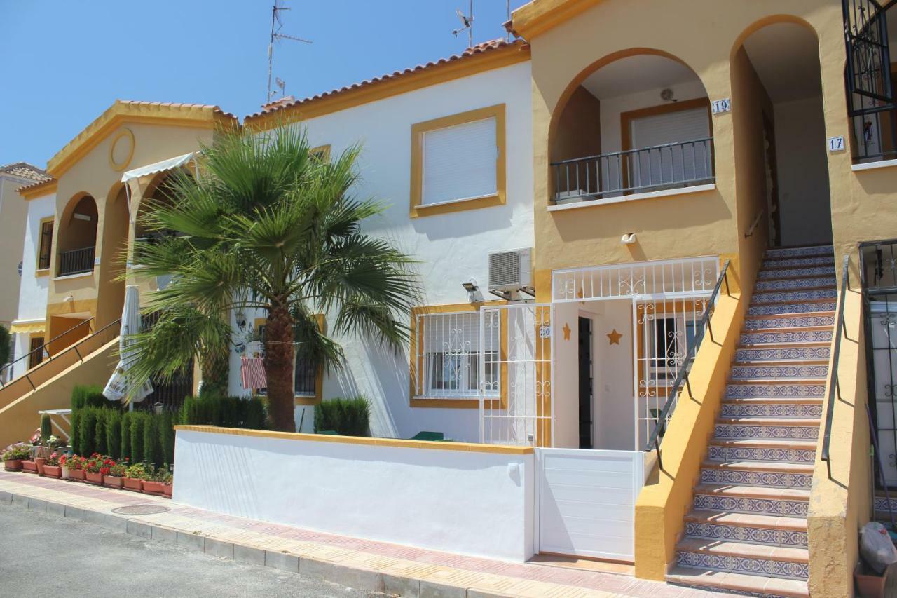 Willa Bungalow Zenia Boulevar Villamartin  Zewnętrze zdjęcie